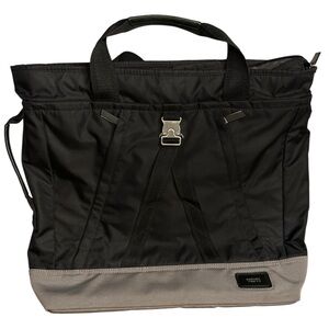 Tumi Regent Black and Gray Men's Pack